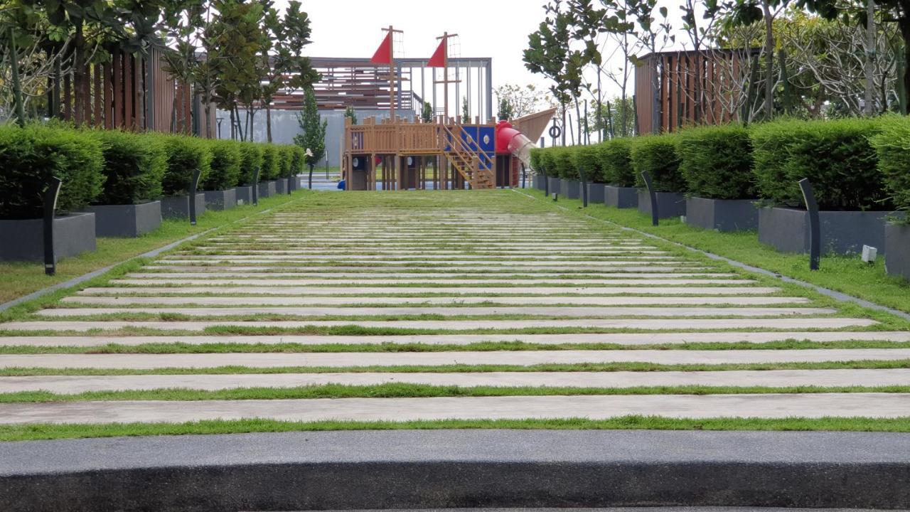 Bsp21 Family Homestay Jenjarum Buitenkant foto